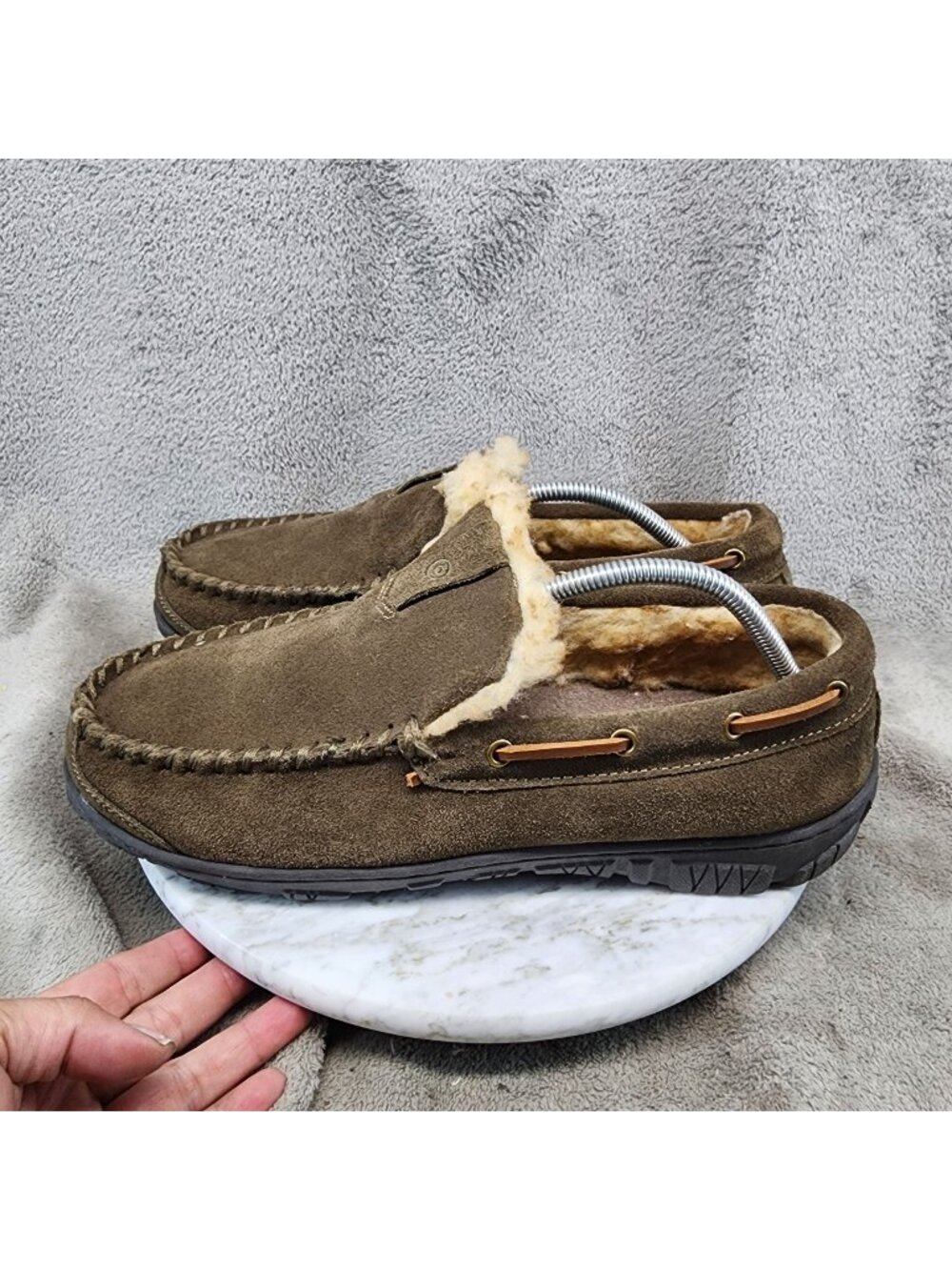 Clarks Shoes Mens Size 11 Brown Suede Slip On Moccasin Slippers *Read*